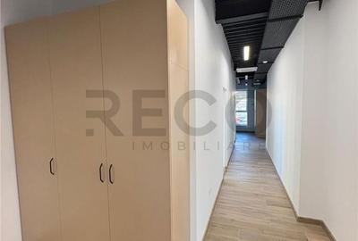 Spațiu comercial, de 50 mp, în Centura - 10