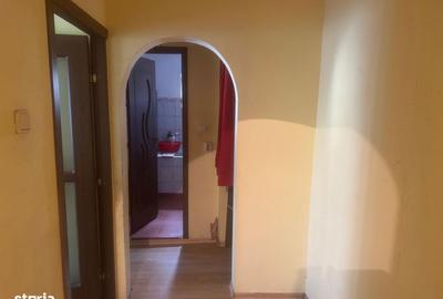 Apartament cu 3 camere decomandat în Dacia - 5