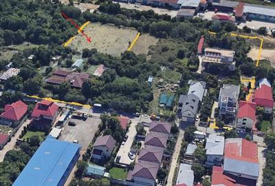 Teren de 5000 mp, în Central