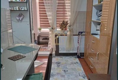 Apartament cu 2 camere decomandat în Central - 1