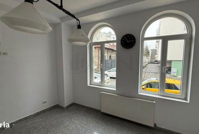 Casă cu 4 camere cu Canalizare în Eminescu - 11