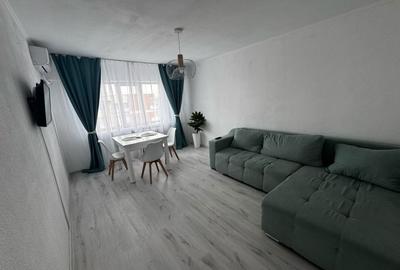 Apartament cu 3 camere decomandat, mobilat în Central