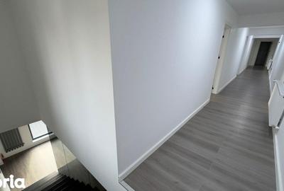 Casă cu 7 camere cu Canalizare în Colentina - 14