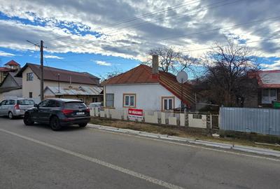 Casa de vanzare  Beciu - - 30