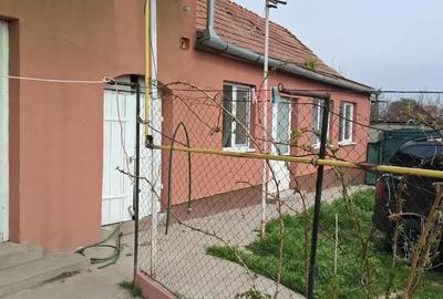 Casă cu 4 camere în Tămășeu - 3