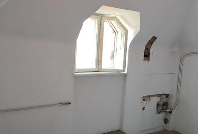 Casă individuală cu 20 camere cu Canalizare în Primăverii - 6