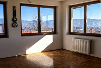 Vila/Pensiune 620mp  , teren generos 3862mp , priveliste de top , neopturata - 4