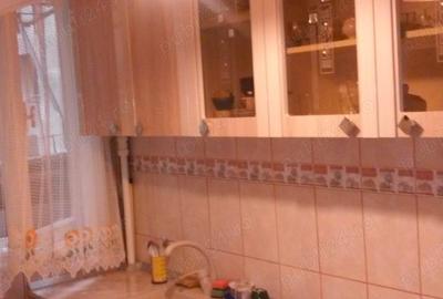 Apartament cu 3 camere semidecomandat în Central - 5