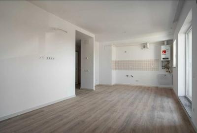 Apartament cu 3 camere semidecomandat în Ghencea