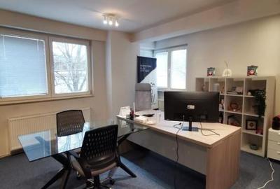 Teren construcție, de 135 mp, în P-ța Romană - 19