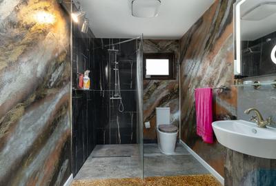 Casă individuală cu 6 camere cu Canalizare în Puchenii Mari - 14