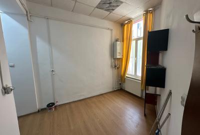 Apartament cu 4 camere în Regina Elisabeta - 9