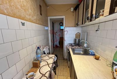 Centrală proprie, lângă Spital și acces rapid la transportul in comun - 12