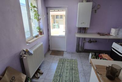 Chiajna - str Eroului, vanzare 2 corpuri de casa - 13