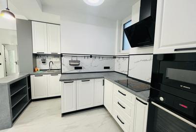 Apartament cu 5 camere semidecomandat în P-ța Romană - 2