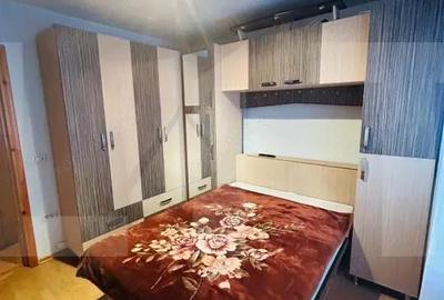 Apartament cu 3 camere semidecomandat în Central - 2