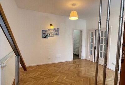 Casă cu 4 camere în Central - 11