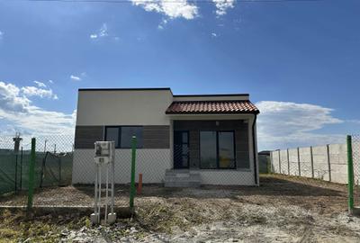 Casă cu 3 camere în Cârcea - 7