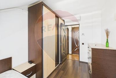 De vanzare | Apartament Tip Penthouse cu 3 camere, zona Morarilor - 11