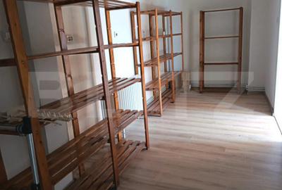 Spațiu comercial, de 55 mp, în Central - 2
