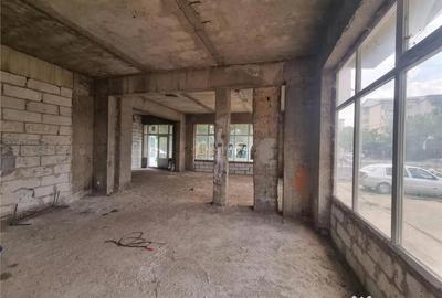 Spațiu comercial, de 106 mp, în Central - 10