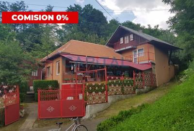 Casa la munte cu teren de 943 mp - 1