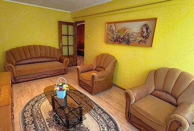 400 Euro luna, Inchiriere apartament cu 3 camere, Micro20 - 1