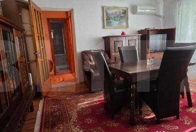 Apartament cu 3 camere semidecomandat, mobilat în Micro 4 - 7