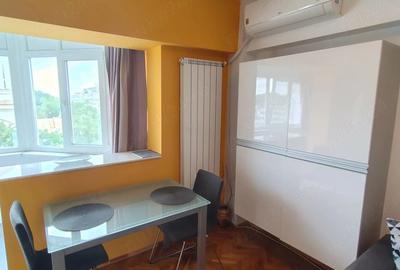 Garsonieră decomandată în Central - 1