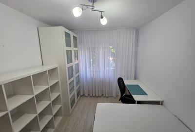 Apartament cu 3 camere decomandat în Dristor - 3