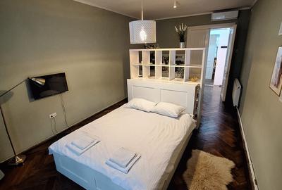 Apartament cu 2 camere decomandat, mobilat în P-ța Unirii