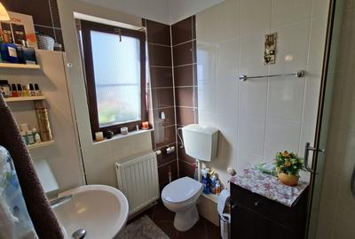De vanzare casa singur in curte, 4 camere, Cart. Orizontului - 12