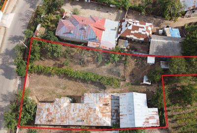 Casă cu 3 camere cu Canalizare în Vărsătura - 4