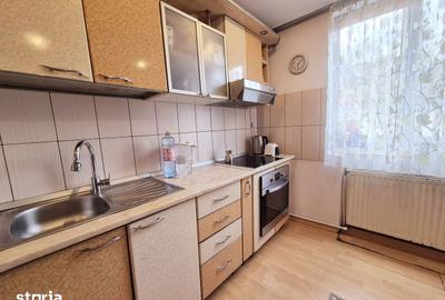 Apartament cu 4 camere semidecomandat în Precista - 2