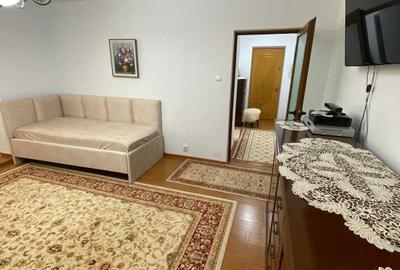 Apartament cu 3 camere decomandat în Central - 4