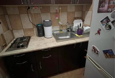 Inchiriez garsoniera - 4