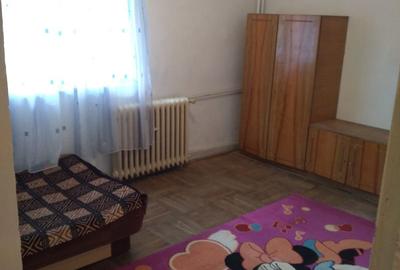 Garsonieră decomandată în Central - 3