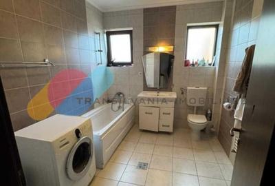 Apartament cu 3 camere, mobilat în Central - 5