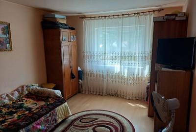 Garsonieră decomandată în Central - 2