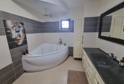 Casă cu 4 camere în Somova - 5