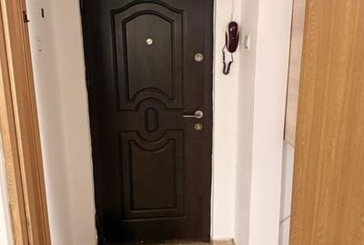 Apartament cu 2 camere în Piața - 3