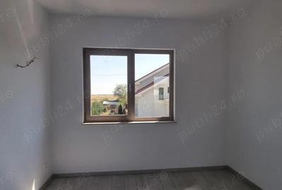 Vand vila duplex,Tancodrom, Pitesti. Se vind individual sau tot duplexul - 12