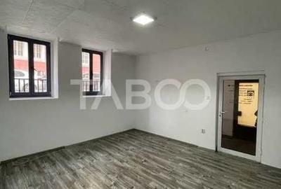 Spatiu ultracentral de inchiriat pretabil birouri sau magazin in Cluj - 2