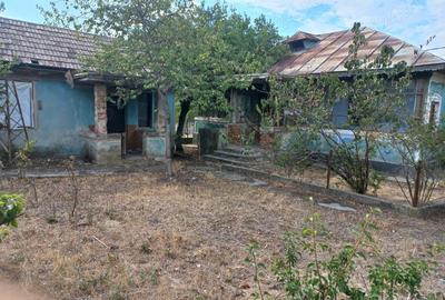 Casă cu 5 camere în Izvoarele - 4