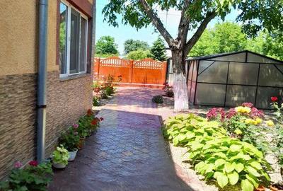 Movilita (IL) - de vanzare casa 5 cam p+1 - 18