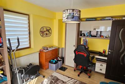 Apartament cu 3 camere în Letea - 5