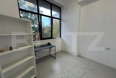 Spațiu comercial, de 9 mp, în George Enescu - 2