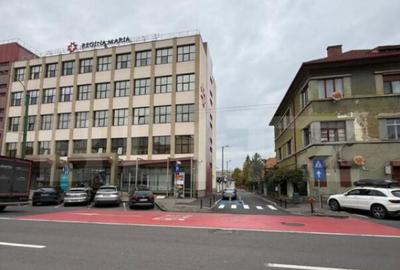 Casă cu 4 camere cu Teren 490 Mp în Central