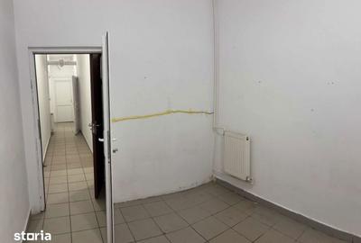 Spațiu comercial, de 74.5 mp, în Dămăroaia - 4