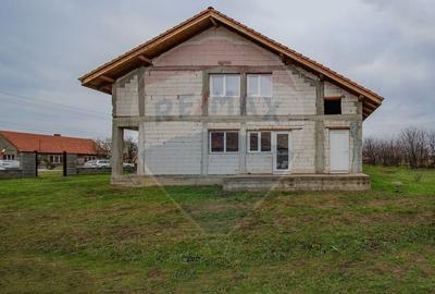 Casa cu 4 camere de vanzare la lecea Mare. Comision 0% la cumparator! - 2